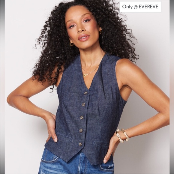 Evereve Ever Denim Vest Dark Rinse Size Small - Picture 2 of 8